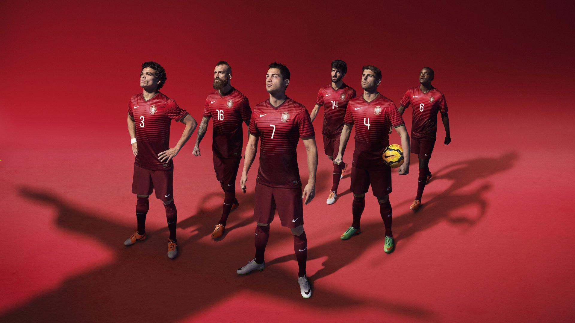 F1大奖赛西班牙站,维斯塔潘强势夺冠,勒克莱尔遗憾退赛