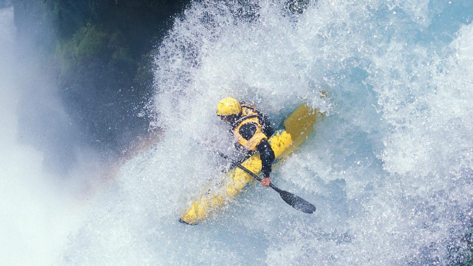 意甲争冠白热化,国际米兰紧追尤文图斯,AC米兰遭遇连败危机